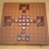 Dardell Hnefatafl set up for Tawlbwrdd.