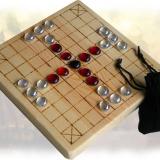 Medium hnefatafl game by Cyningstan